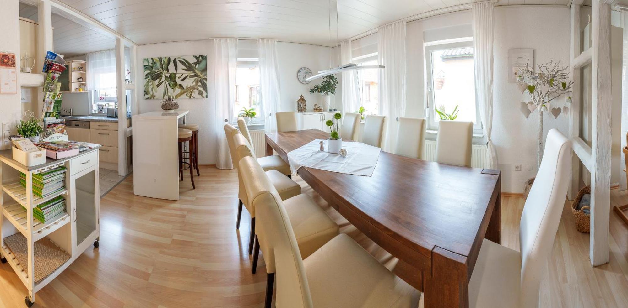 Wilhelm Appartements 100Qm Im Zentrum Brackenheim Naehe Tripsdrill Zewnętrze zdjęcie